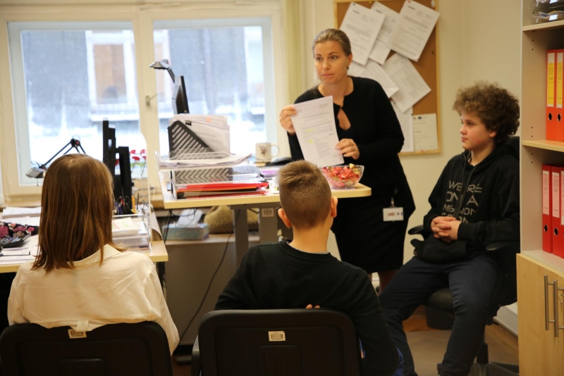 “Nav nemaz tik sarežģīti!” – ēnas iepazīst darbu CFLA