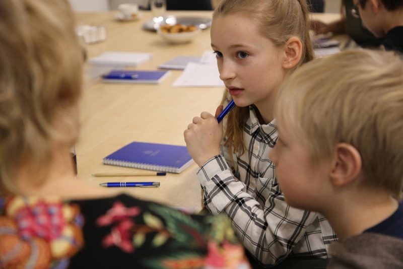 “Nav nemaz tik sarežģīti!” – ēnas iepazīst darbu CFLA