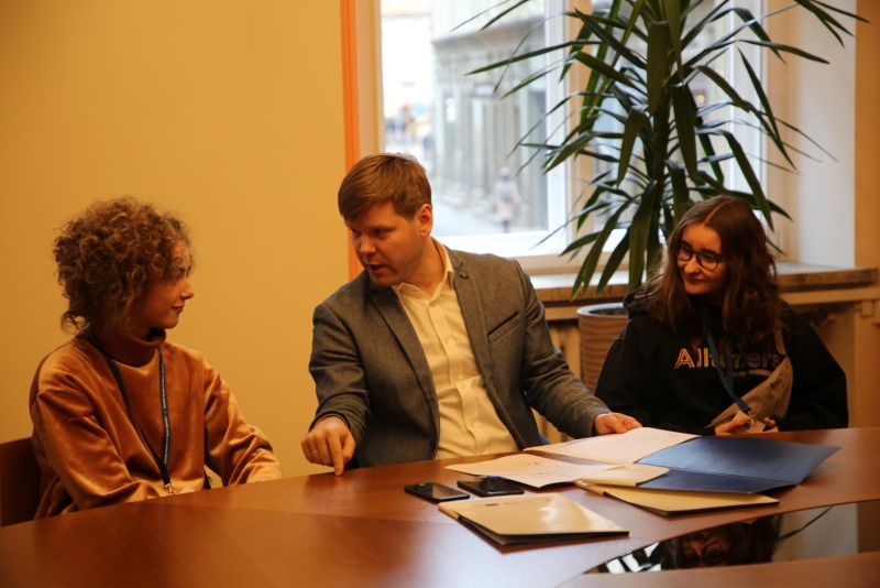 Ēnu dienā iepazīst daudzveidīgo ES fondu atbalstu